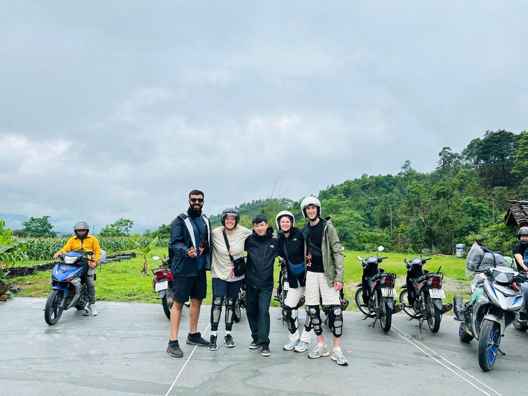 Ban Bang Ecolodge Tours & Motorbike Rental Hà Giang Ngoại thất bức ảnh